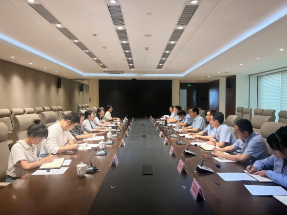 溫浩一行蒞臨國(guó)旅公司調(diào)研指導(dǎo)