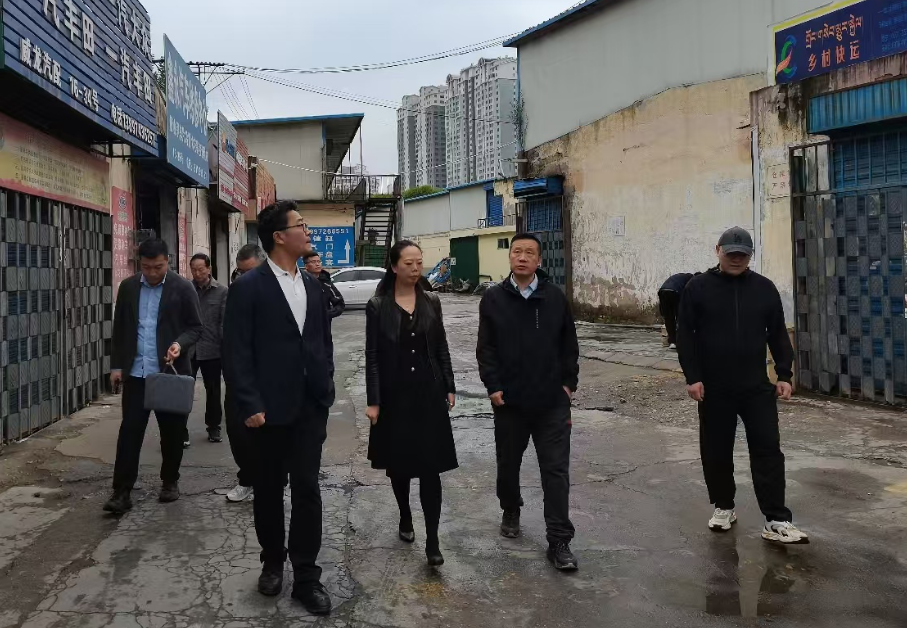 李興財(cái)帶隊(duì)開(kāi)展節(jié)前安全生產(chǎn)專(zhuān)項(xiàng)檢查