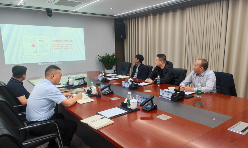 國(guó)元公司攜手博士團(tuán)成員赴疆洽談煤炭長(zhǎng)期合作
